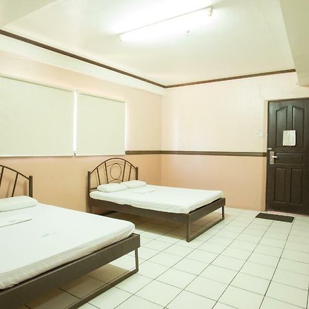 Gv ホテル マスバテ Masbate City エクステリア 写真