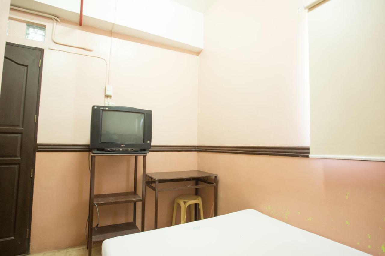 Gv ホテル マスバテ Masbate City エクステリア 写真