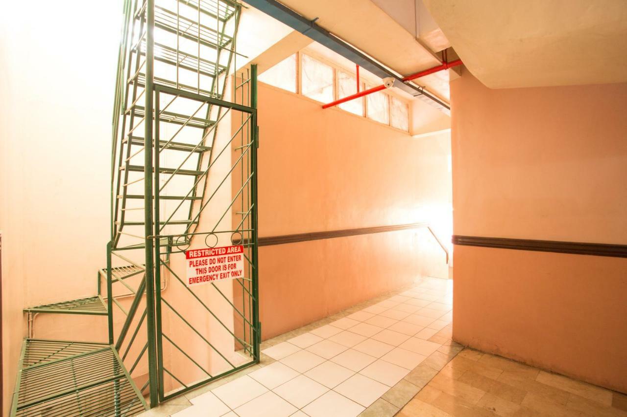 Gv ホテル マスバテ Masbate City エクステリア 写真