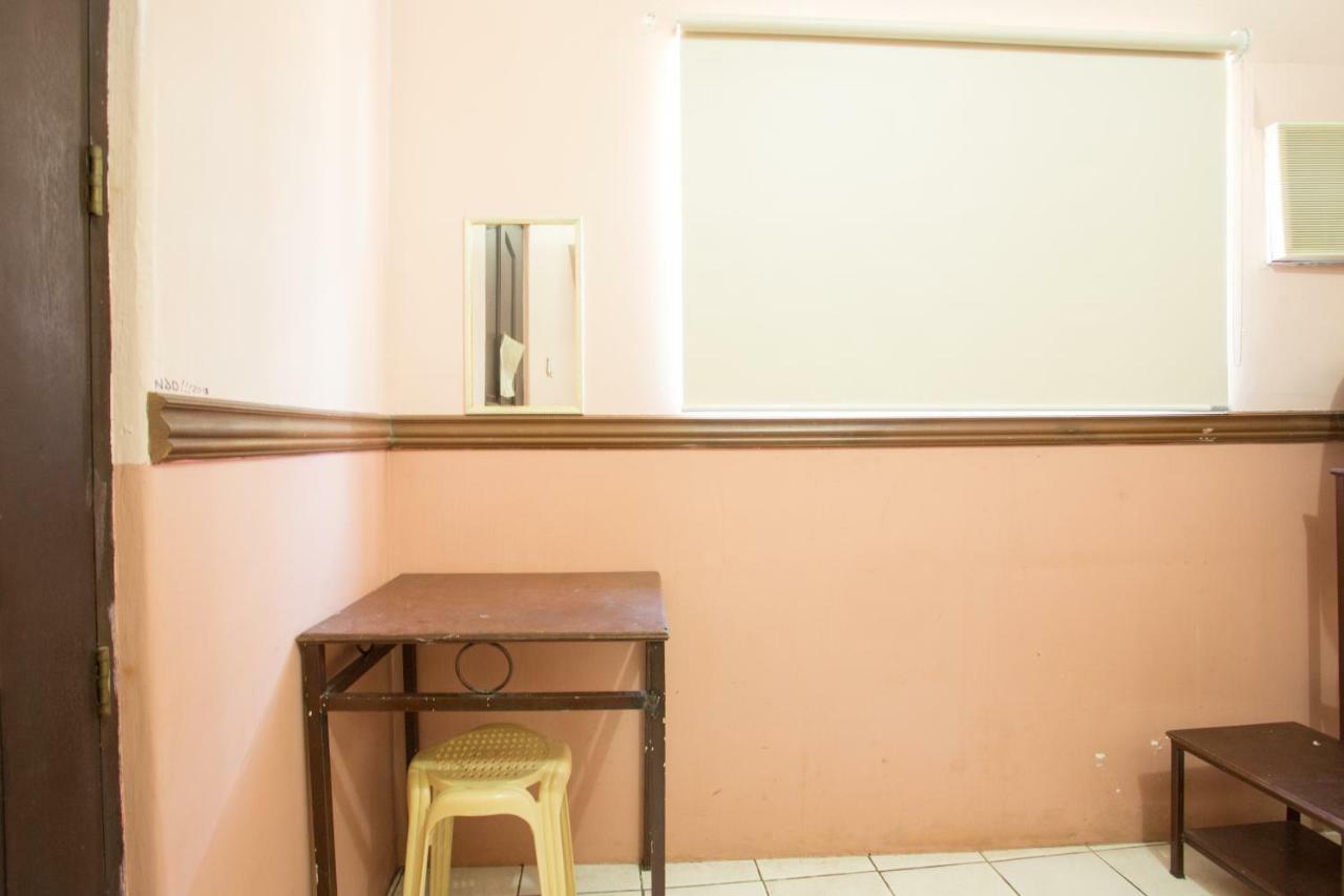 Gv ホテル マスバテ Masbate City エクステリア 写真