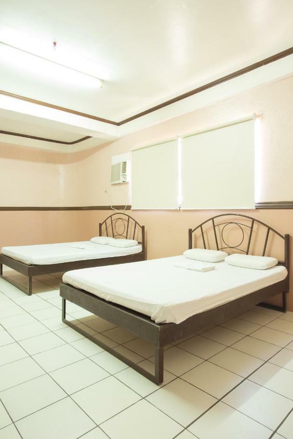 Gv ホテル マスバテ Masbate City エクステリア 写真